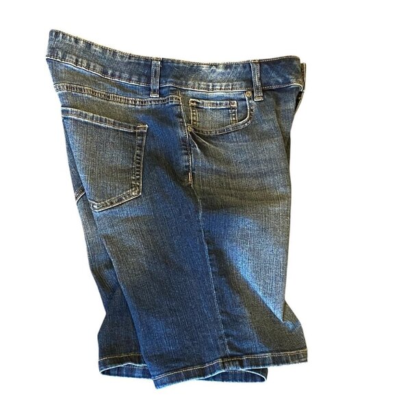 Maurices M Jeans Denim Bermuda Shorts Sz 12 (34x9") #162R - Picture 4 of 8